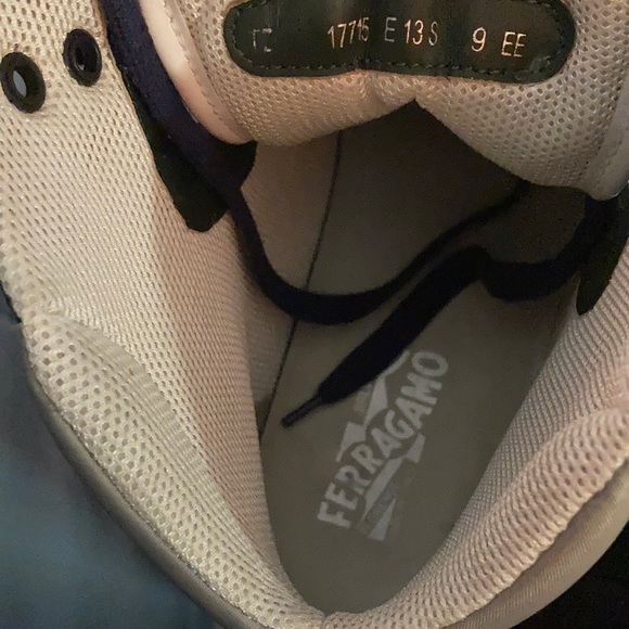 Salvatore Ferragamo Men’s High Top Sneakers MINT - Picture 4 of 4